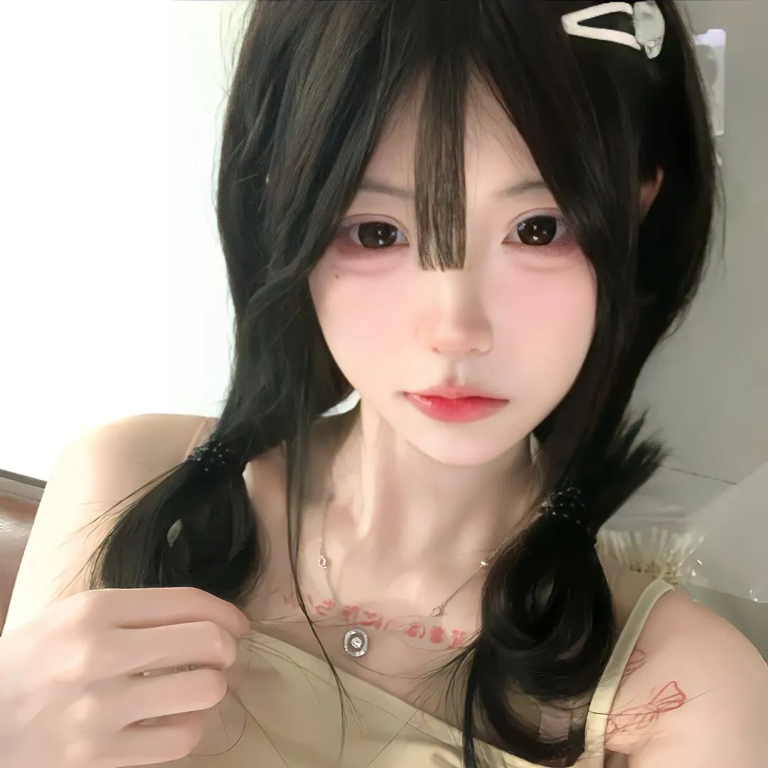 朱莉娅的困扰 高清海报