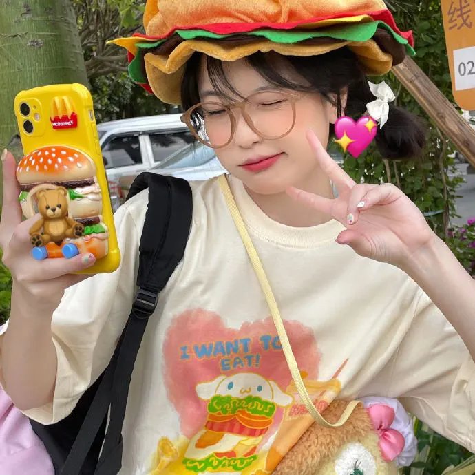 被争论的女人 高清海报